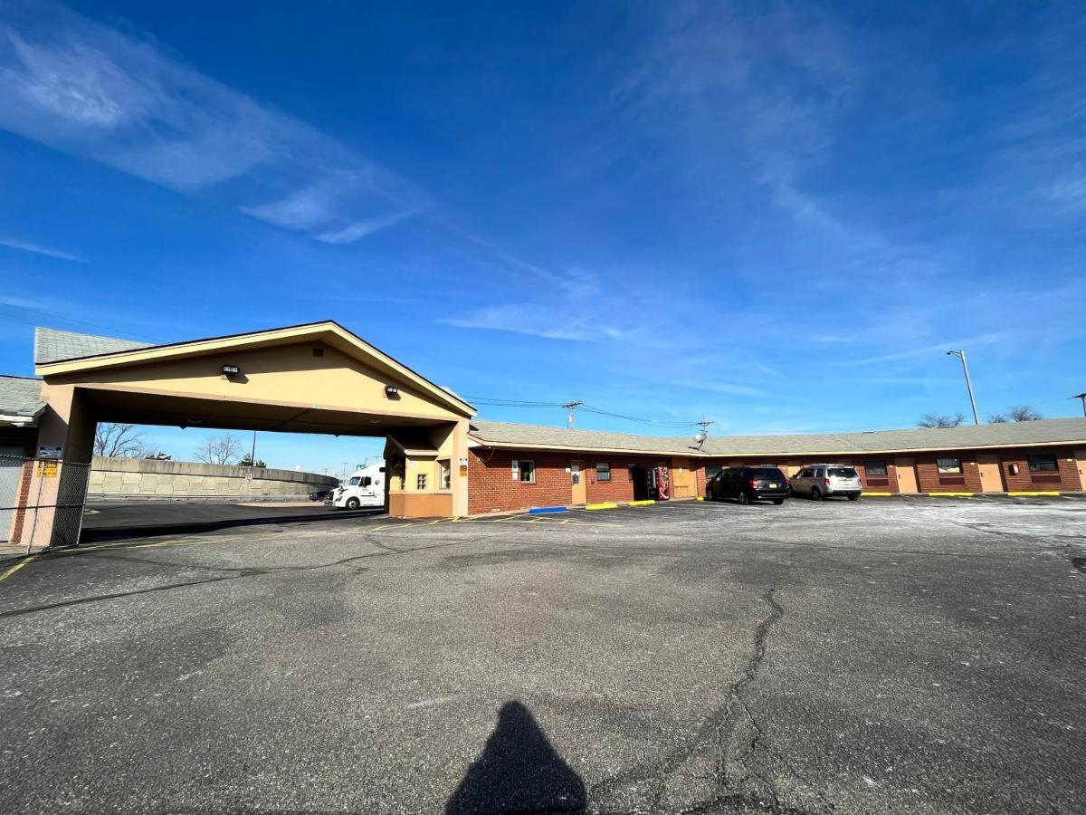 Circle Motor Lodge South Amboy Exterior photo