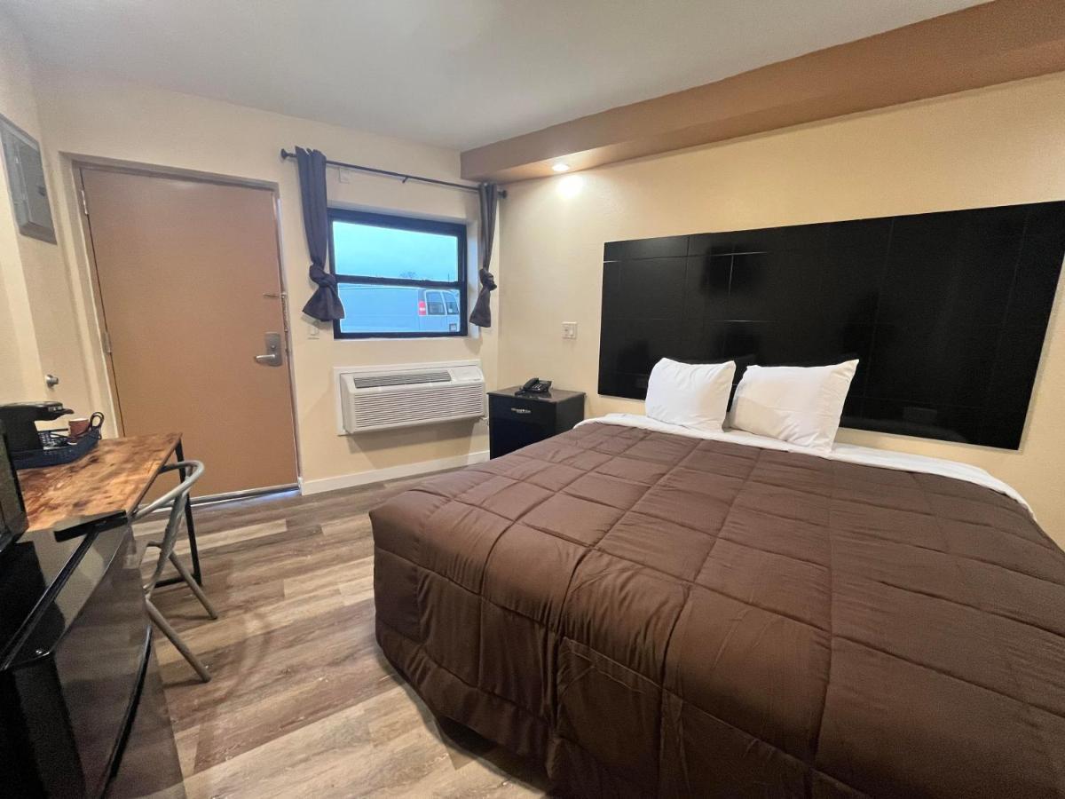 Circle Motor Lodge South Amboy Exterior photo